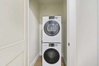 St. Bernard Circle Apartments Washer Dryer