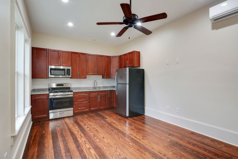 2531 St Ann interior
