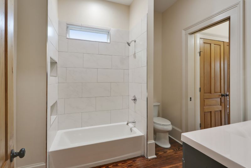 2531 St Ann interior
